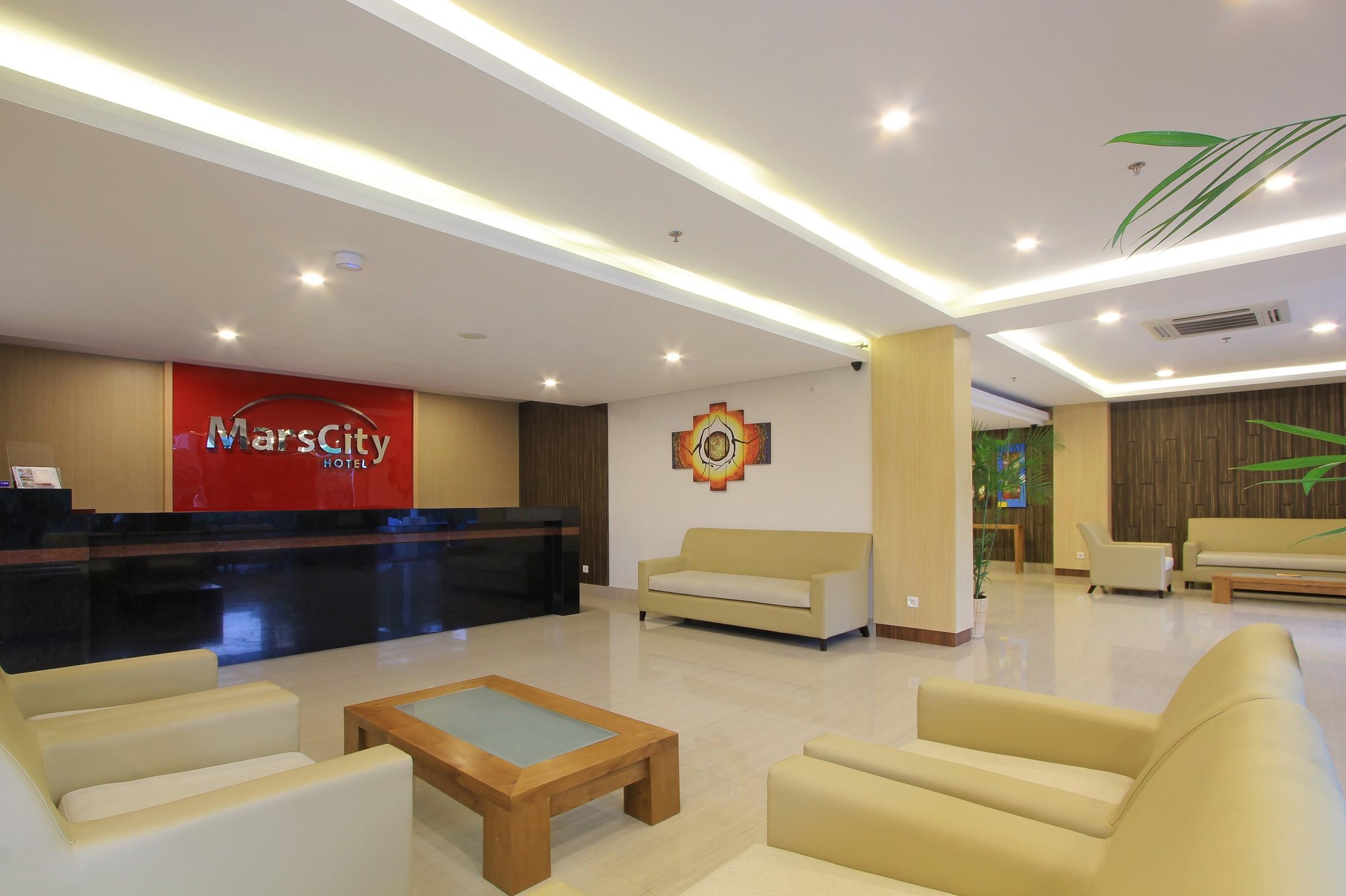 Mars City Hotel Denpasar Esterno foto